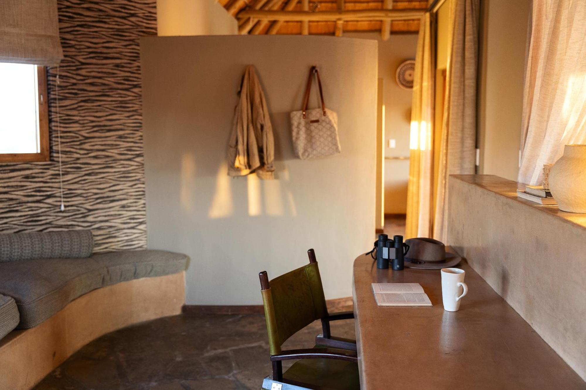 Sandfontein Lodge & Nature Reserve Buitenkant foto