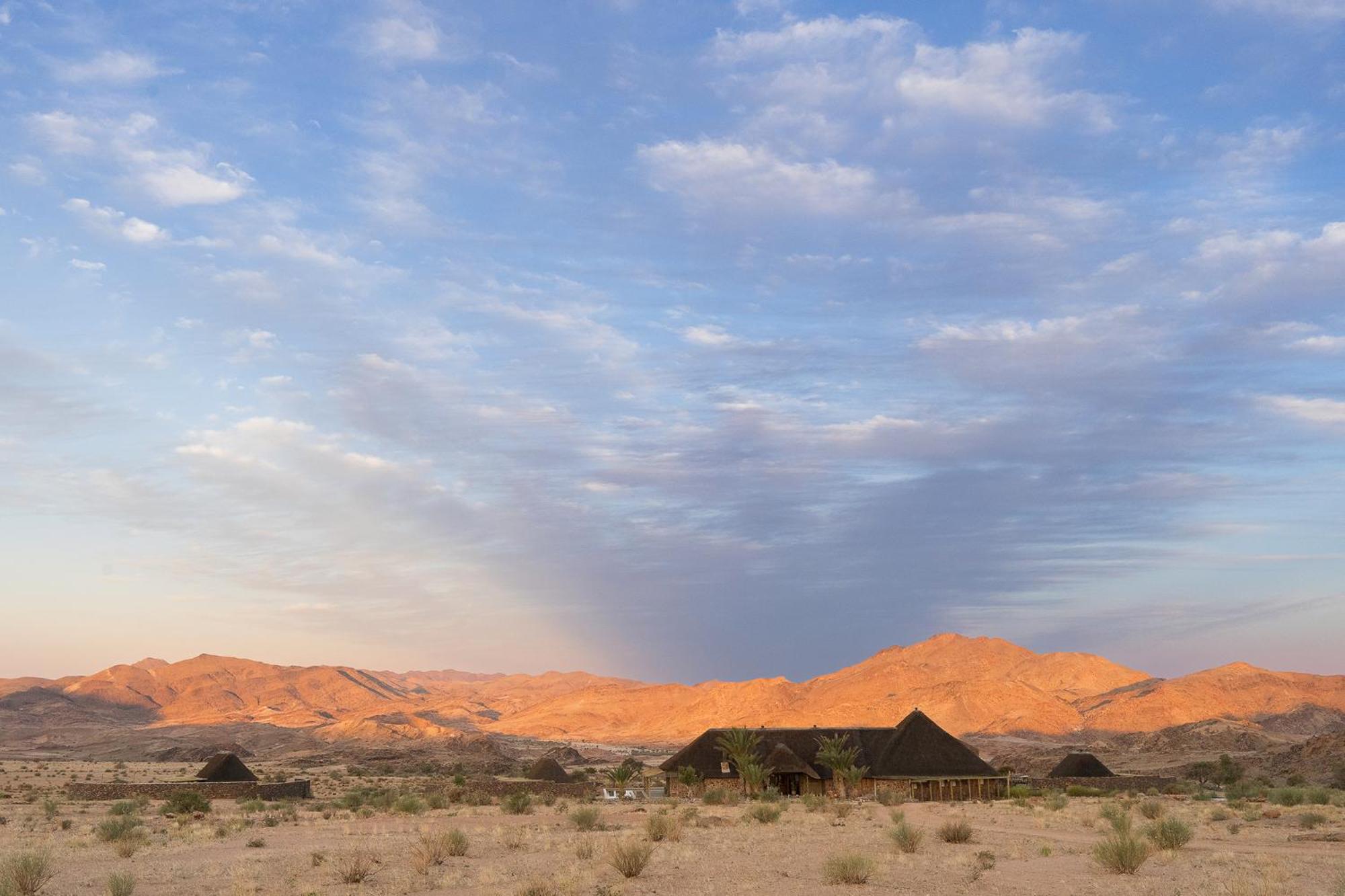 Sandfontein Lodge & Nature Reserve Buitenkant foto